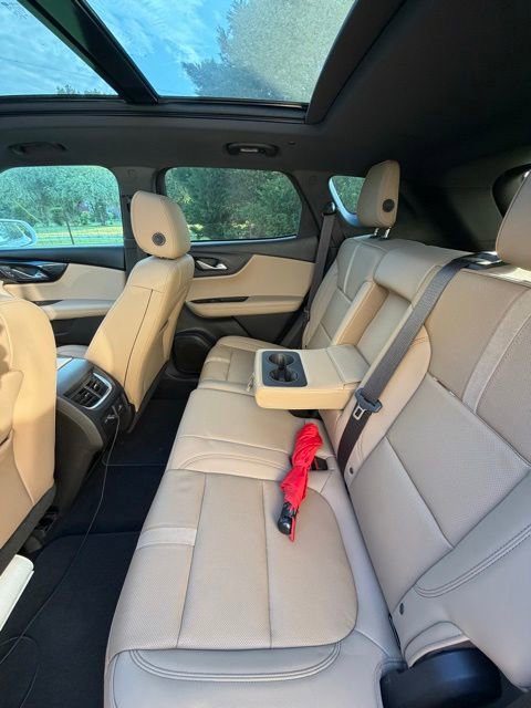 Used 2020 Chevrolet Blazer Premier w/ Driver Confidence II Package FWD image 5