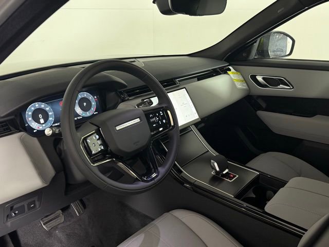 New 2026 Land Rover Range Rover Velar Dynamic SE image 6