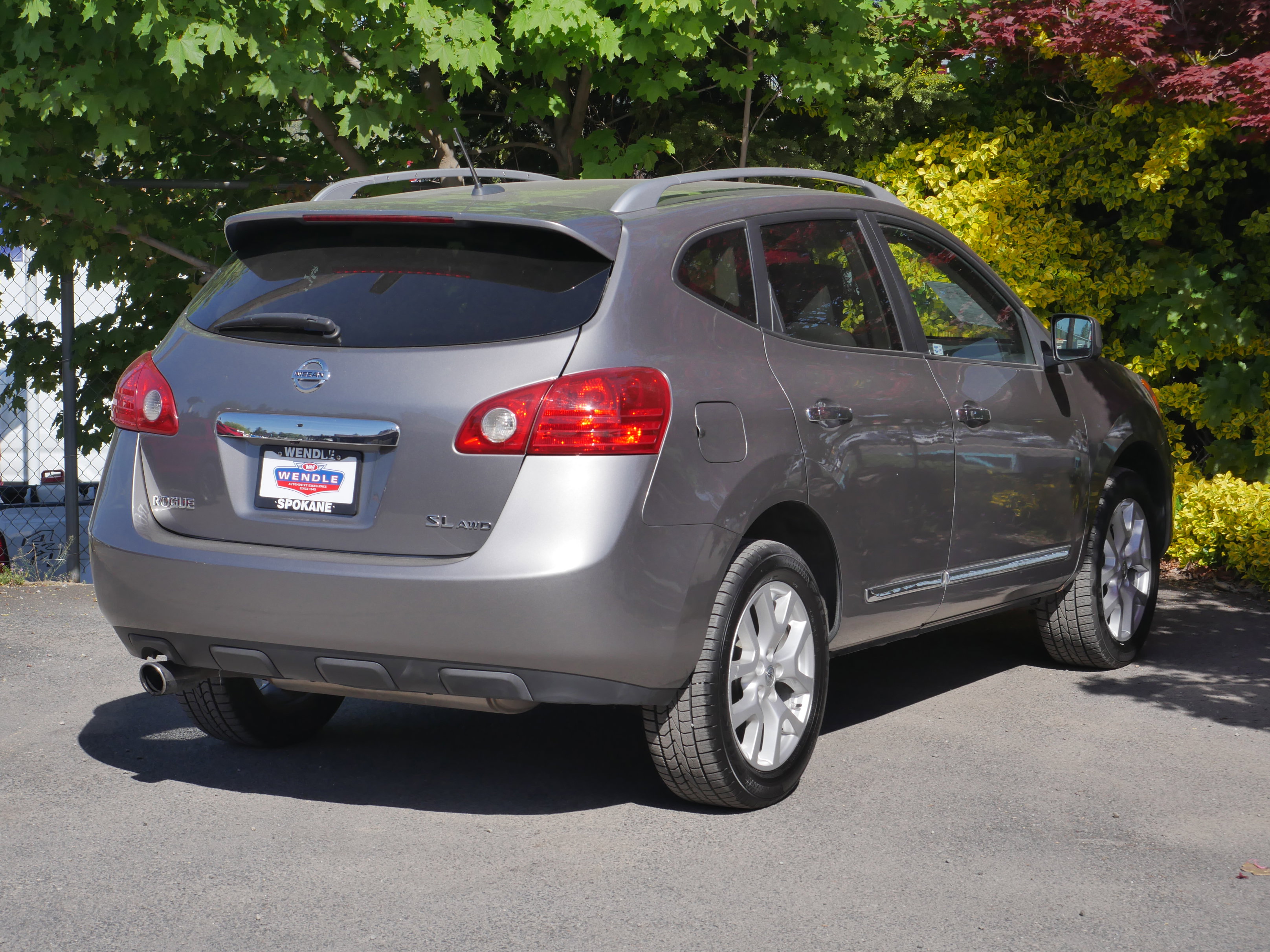 Used 2012 Nissan Rogue SL AWD/4WD image 21
