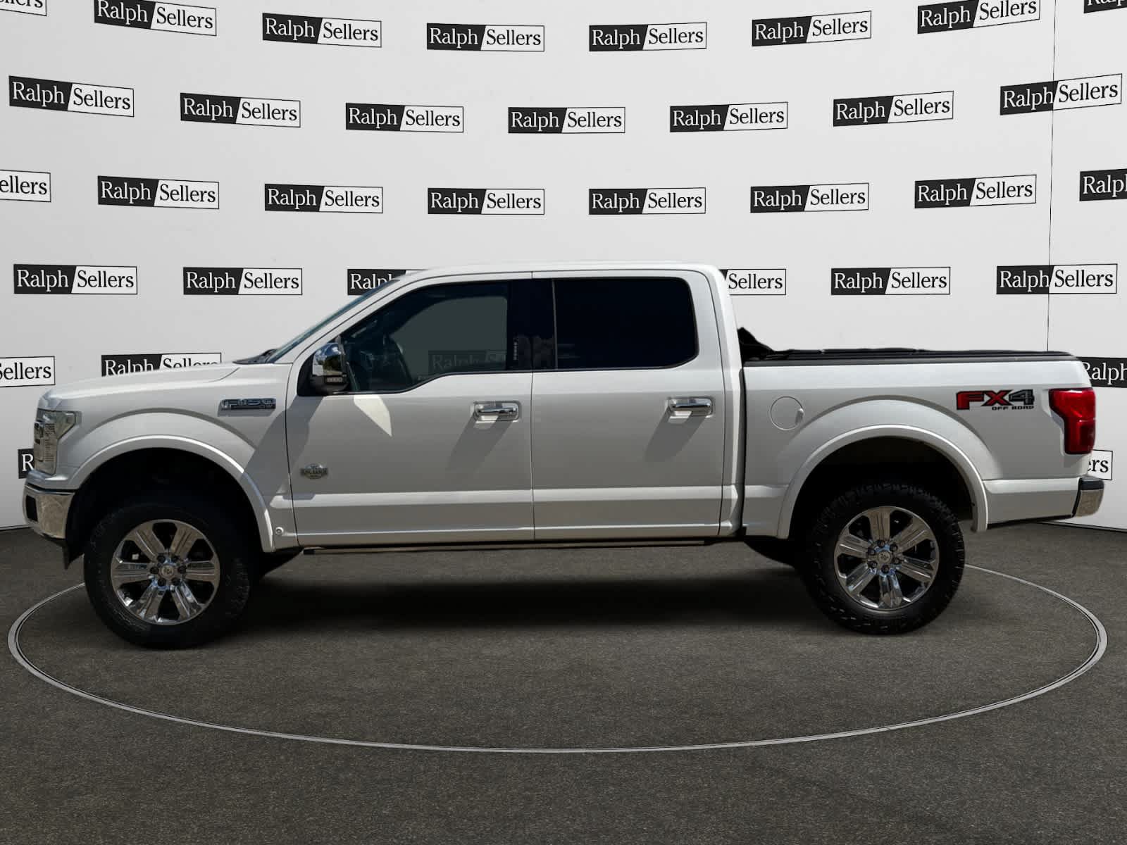 Used 2018 Ford F150 King Ranch w/ Equipment Group 601A Luxury AWD/4WD image 3