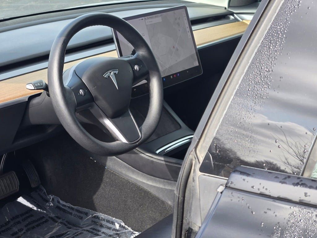 Used 2021 Tesla Model 3 Long Range image 23