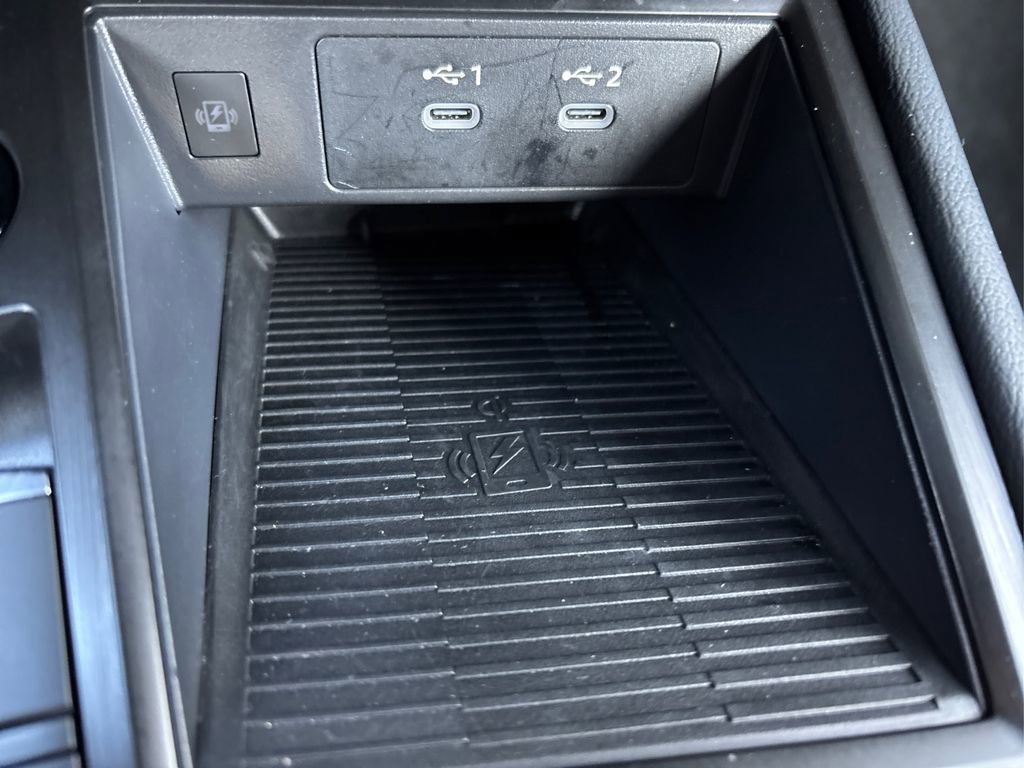 Certified 2025 Nissan Kicks SV image 35