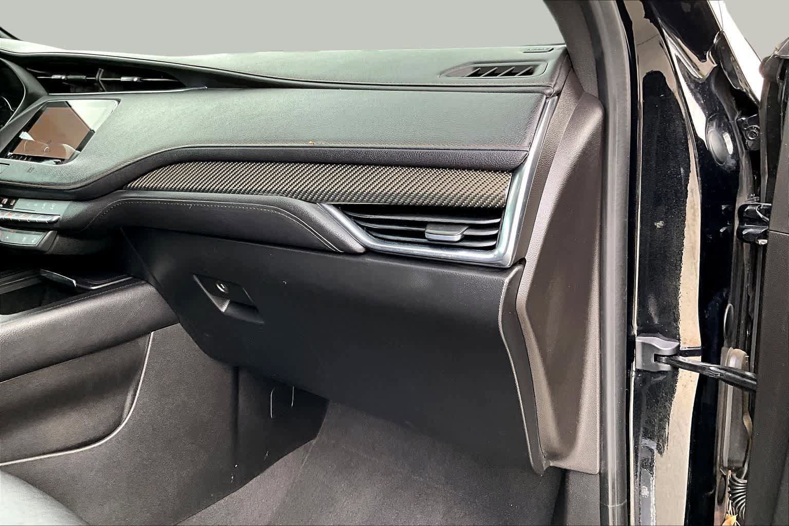 Used 2019 Cadillac XT4 Sport FWD image 18