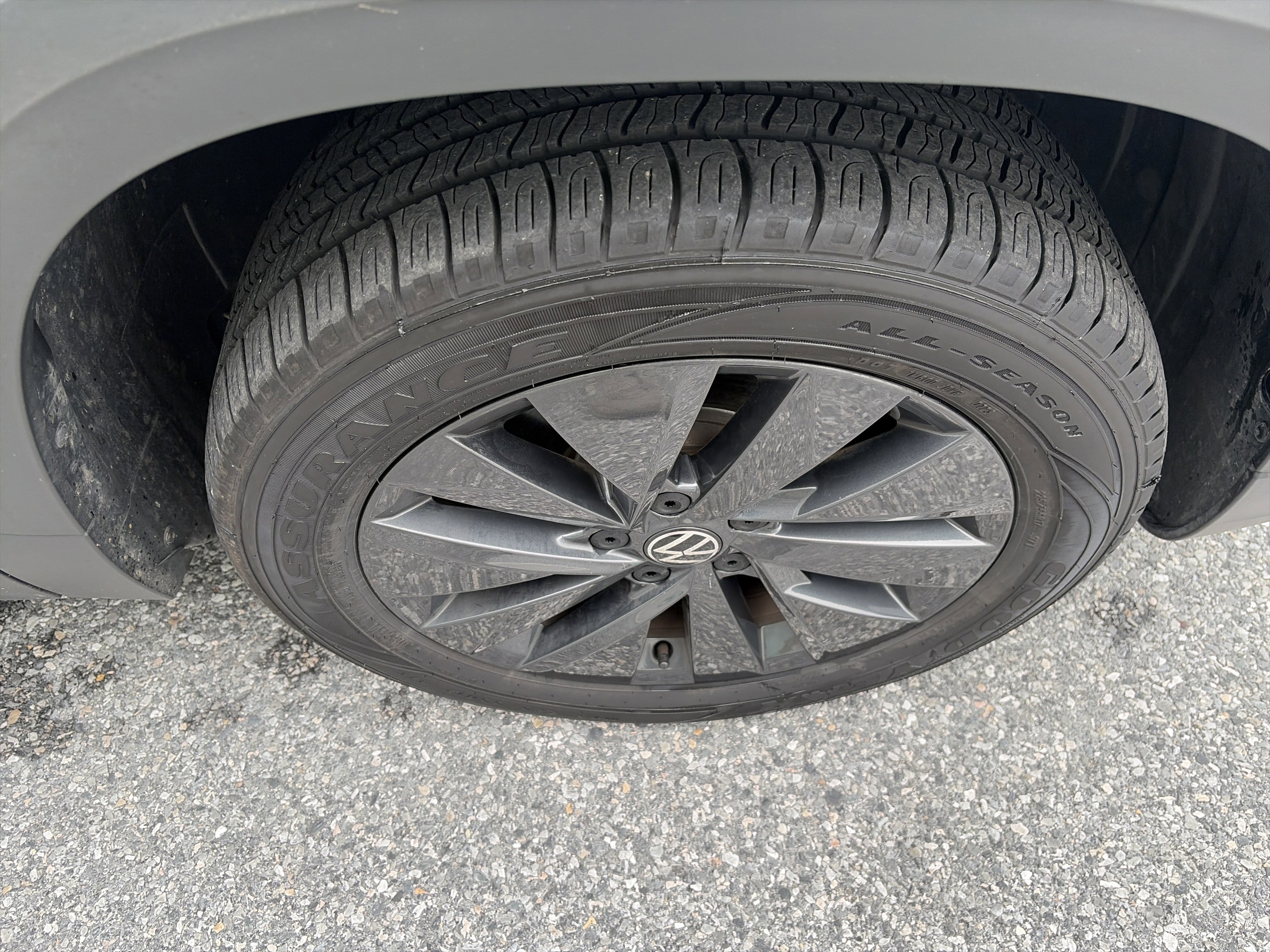 Used 2022 Volkswagen Taos S image 14