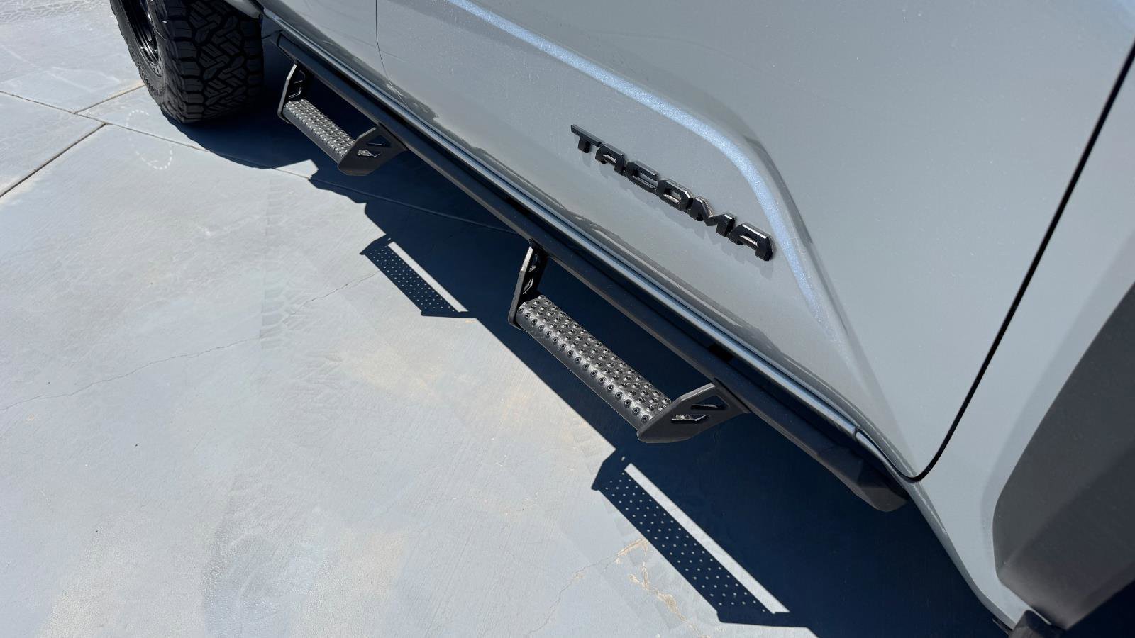 New 2024 Toyota Tacoma TRD Off-Road image 9