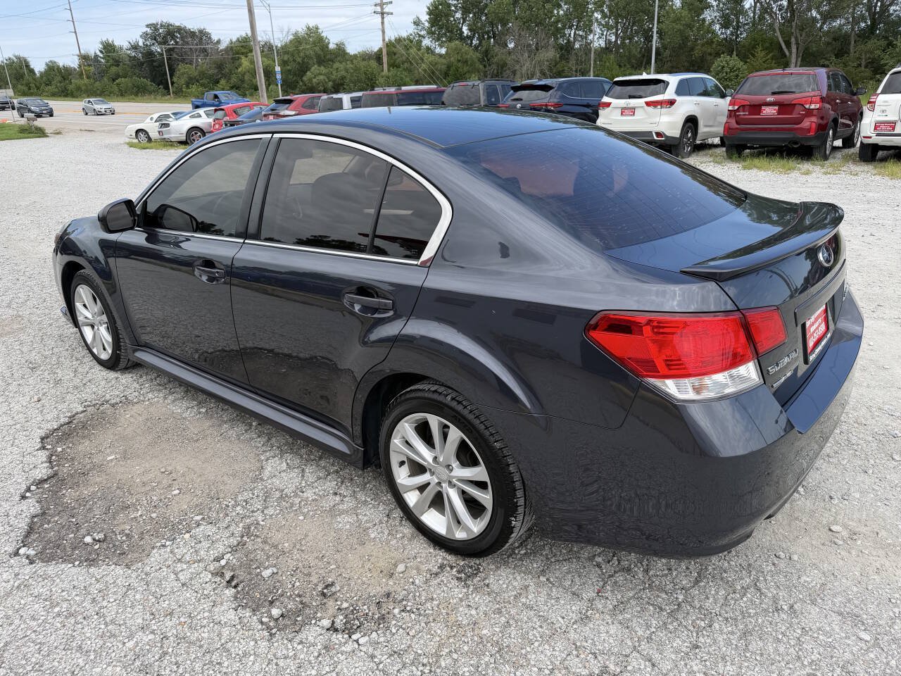 Used 2013 Subaru Legacy 2.5i Premium w/ All-Weather Pkg AWD/4WD image 5