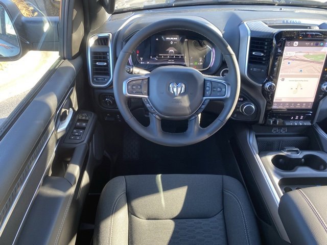 New 2026 RAM 1500 4x4 Crew Cab image 35