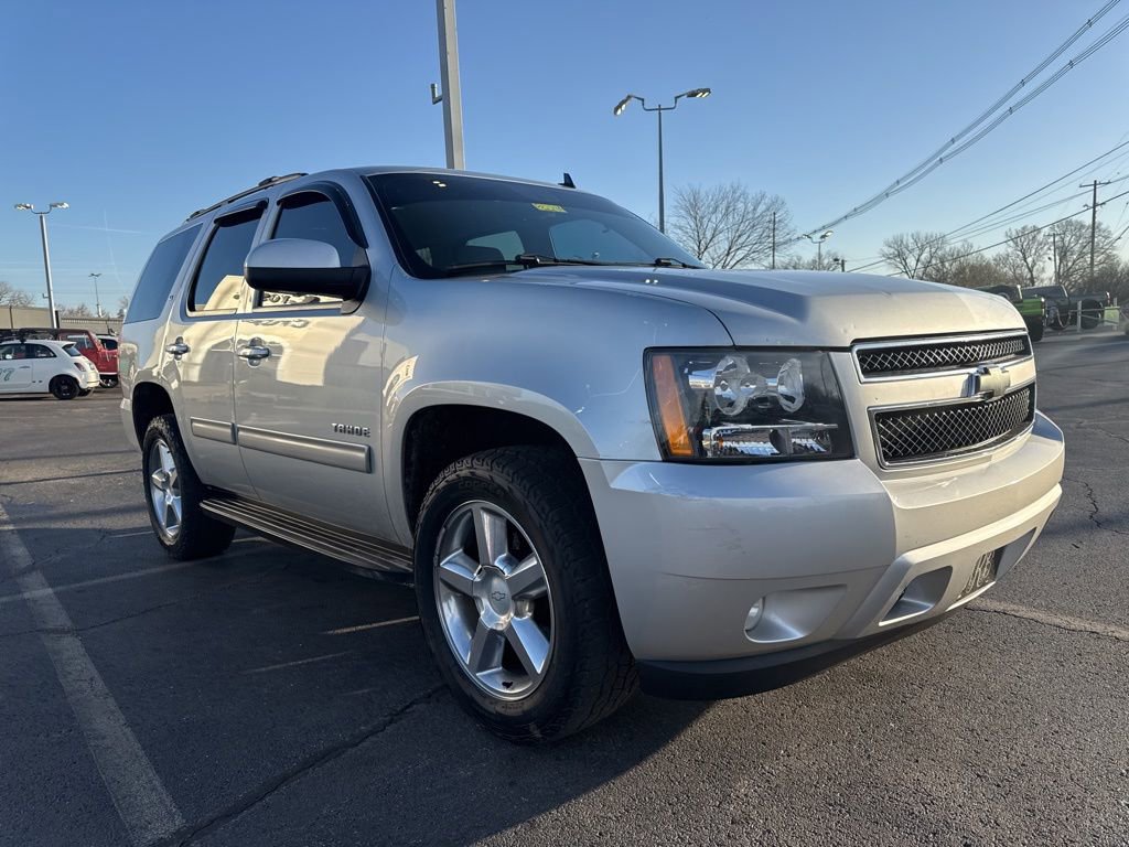 Used 2013 Chevrolet Tahoe LT w/ Luxury Package image 4