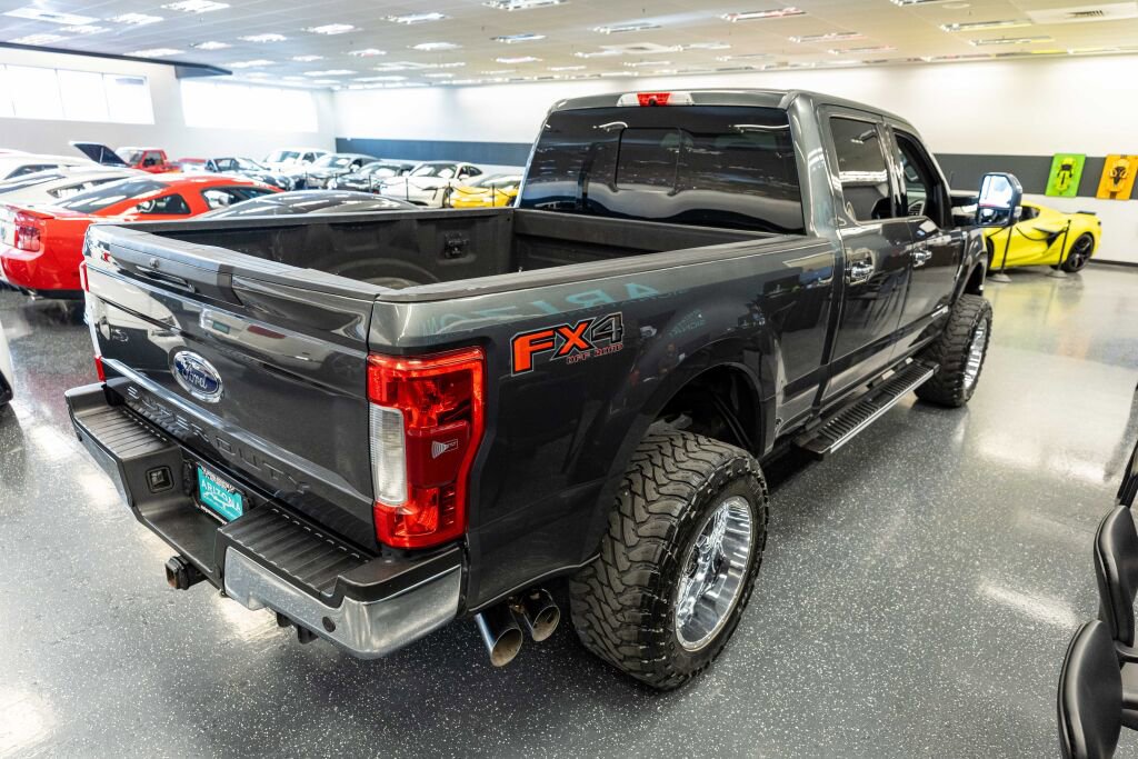 Used 2017 Ford F250 Lariat w/ Lariat Ultimate Package AWD/4WD image 6