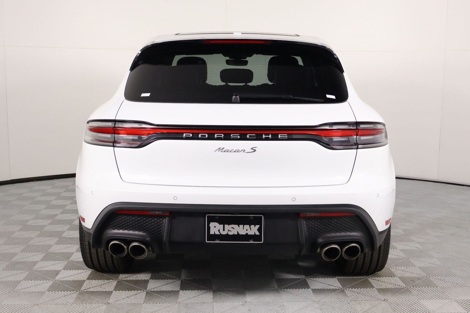 Certified 2026 Porsche Macan S AWD/4WD image 6