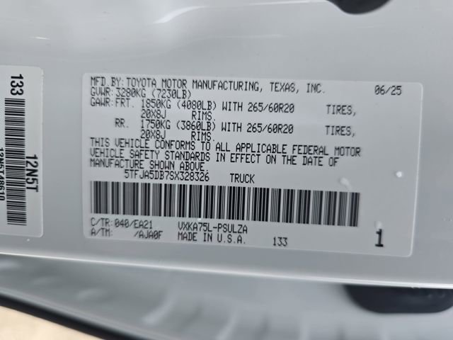 Certified 2025 Toyota Tundra Limited image 34