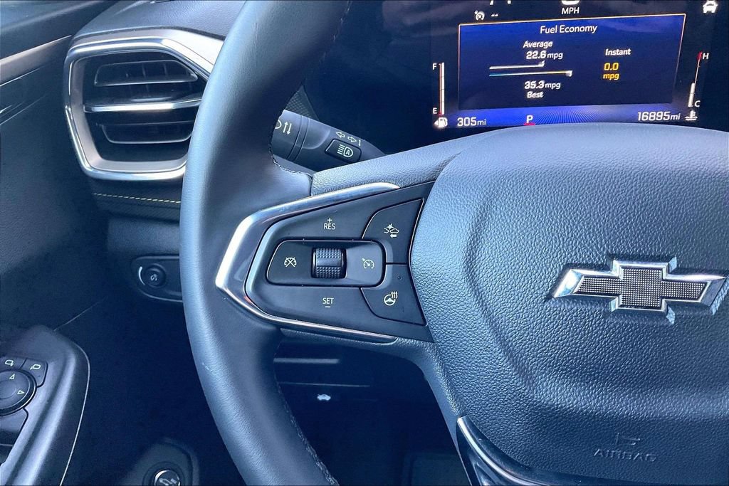 Used 2025 Chevrolet TrailBlazer ACTIV w/ Convenience Package FWD image 18