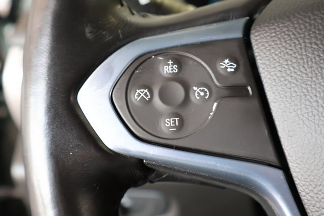 Used 2022 Chevrolet Traverse LT FWD image 26