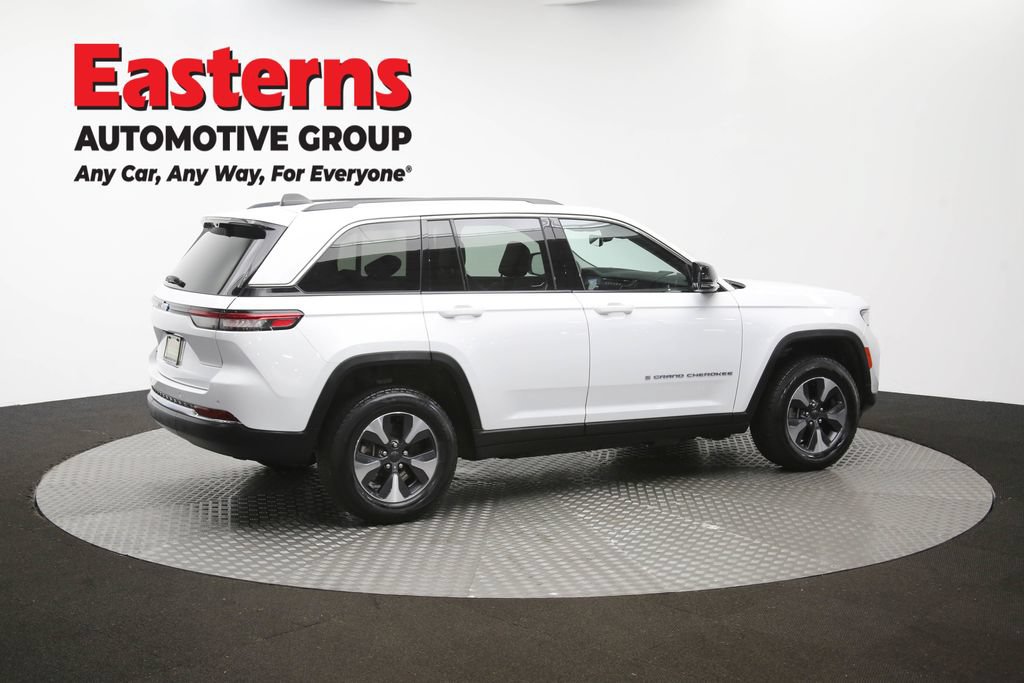 Used 2022 Jeep Grand Cherokee Limited 4xe w/ Luxury Tech Group II AWD/4WD image 46