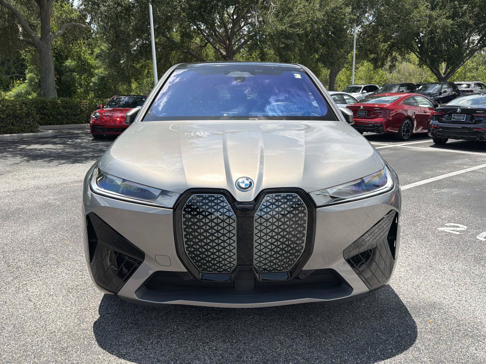 Certified 2025 BMW iX xDrive50 AWD/4WD image 9