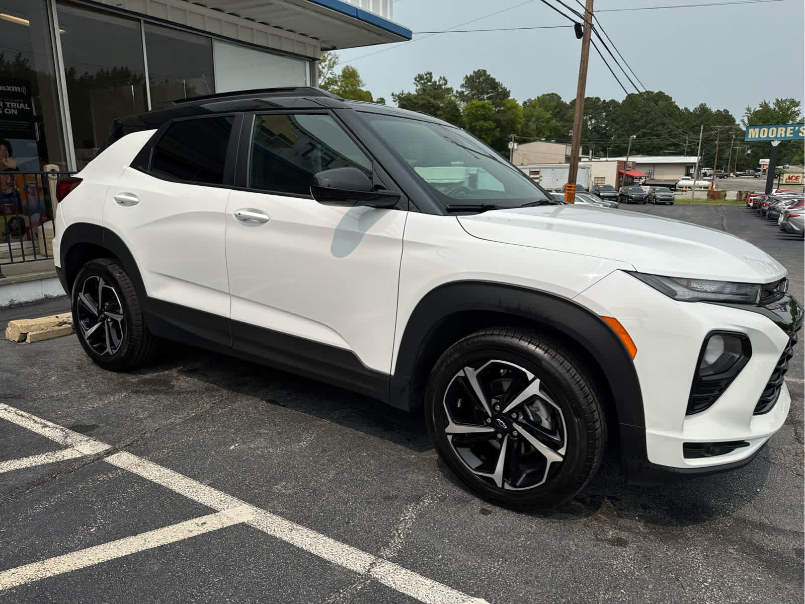 Used 2023 Chevrolet TrailBlazer RS w/ Sun and Liftgate Package AWD/4WD image 16