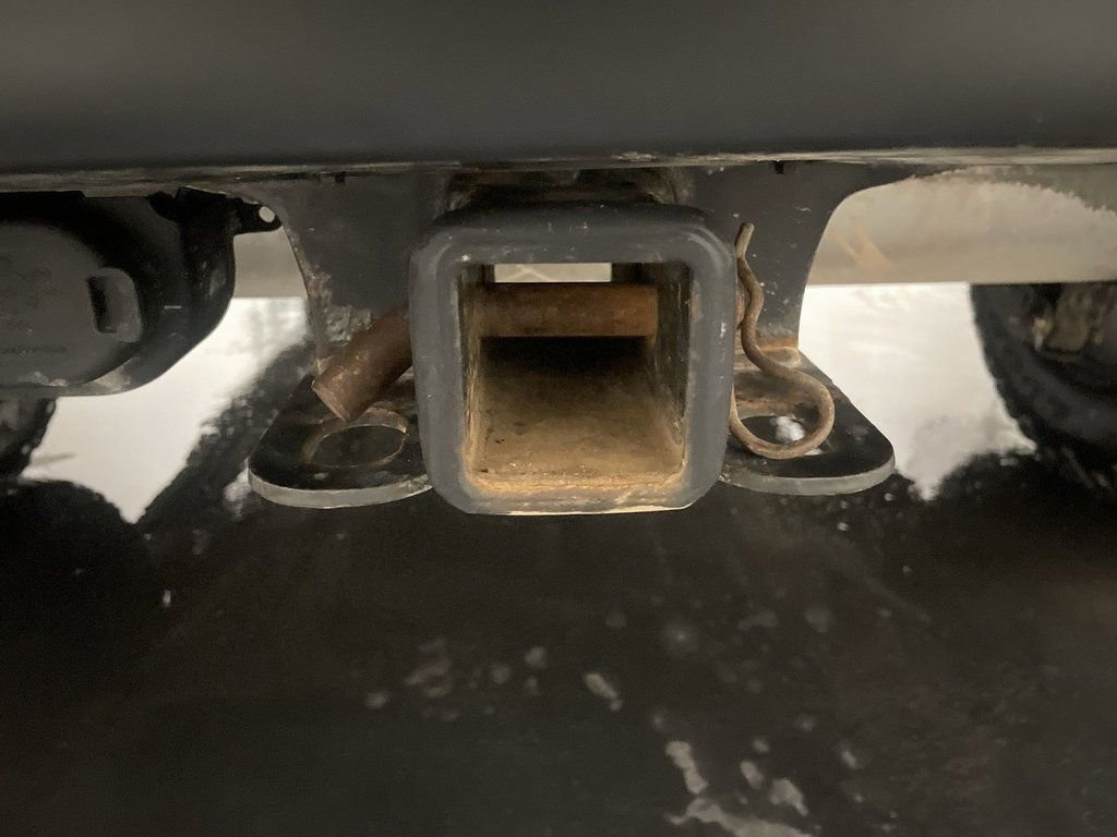 Used 2018 Jeep Wrangler Unlimited Sahara w/ Uconnect 4C Nav & Sound Group image 29