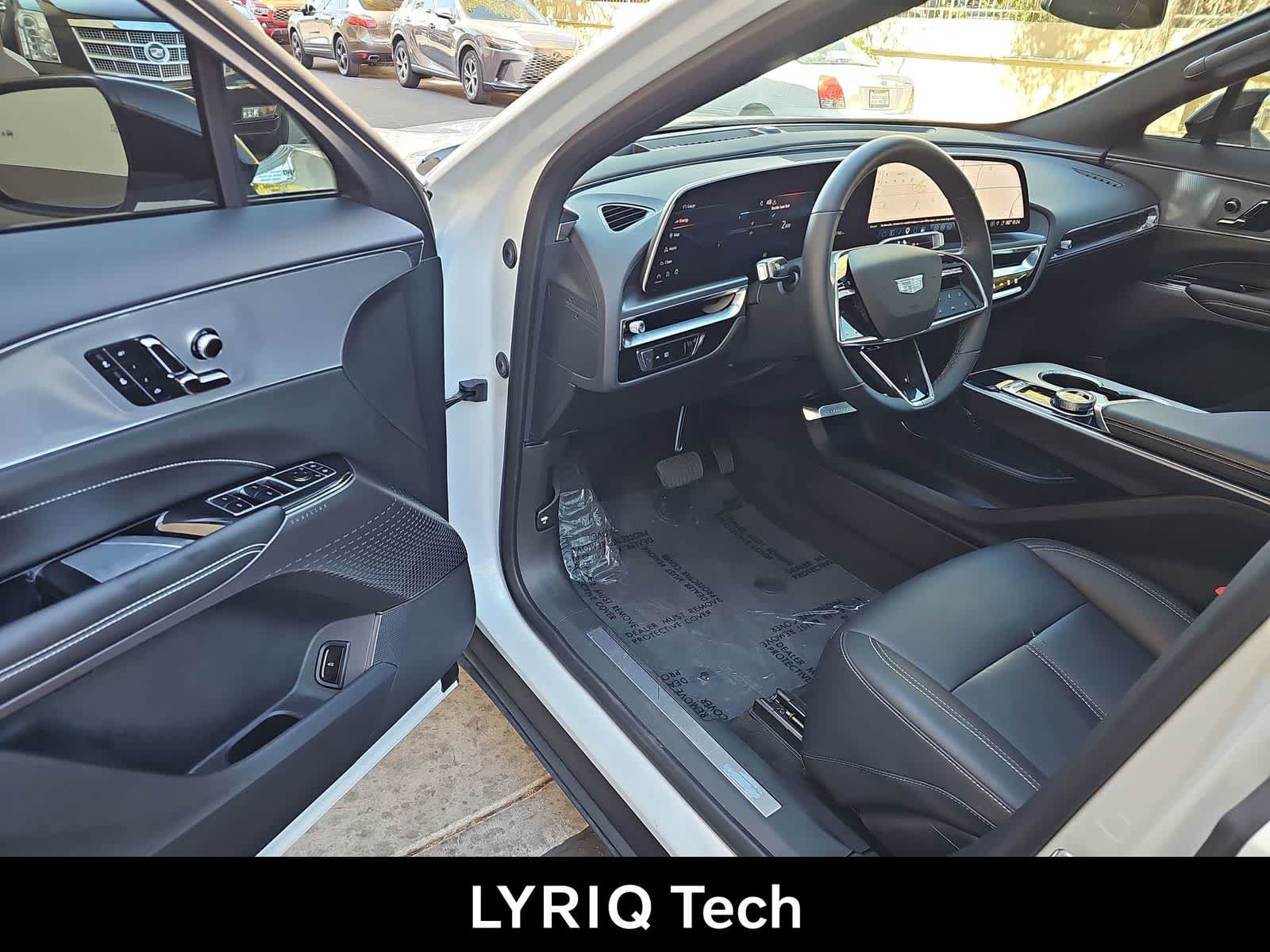 Used 2024 Cadillac Lyriq Tech AWD/4WD image 10