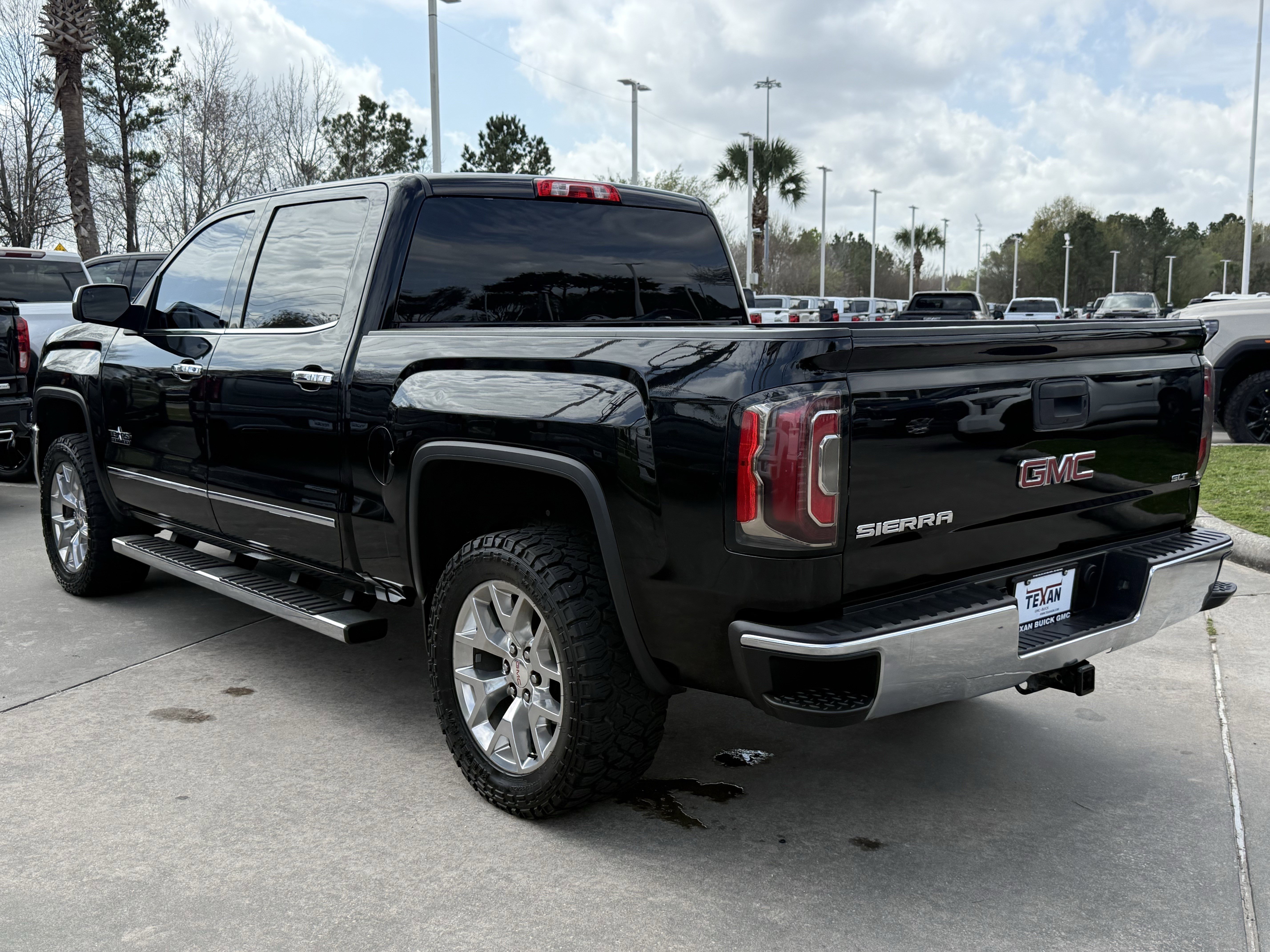 Used 2018 GMC Sierra 1500 SLT w/ Texas SLT Premium Package image 7