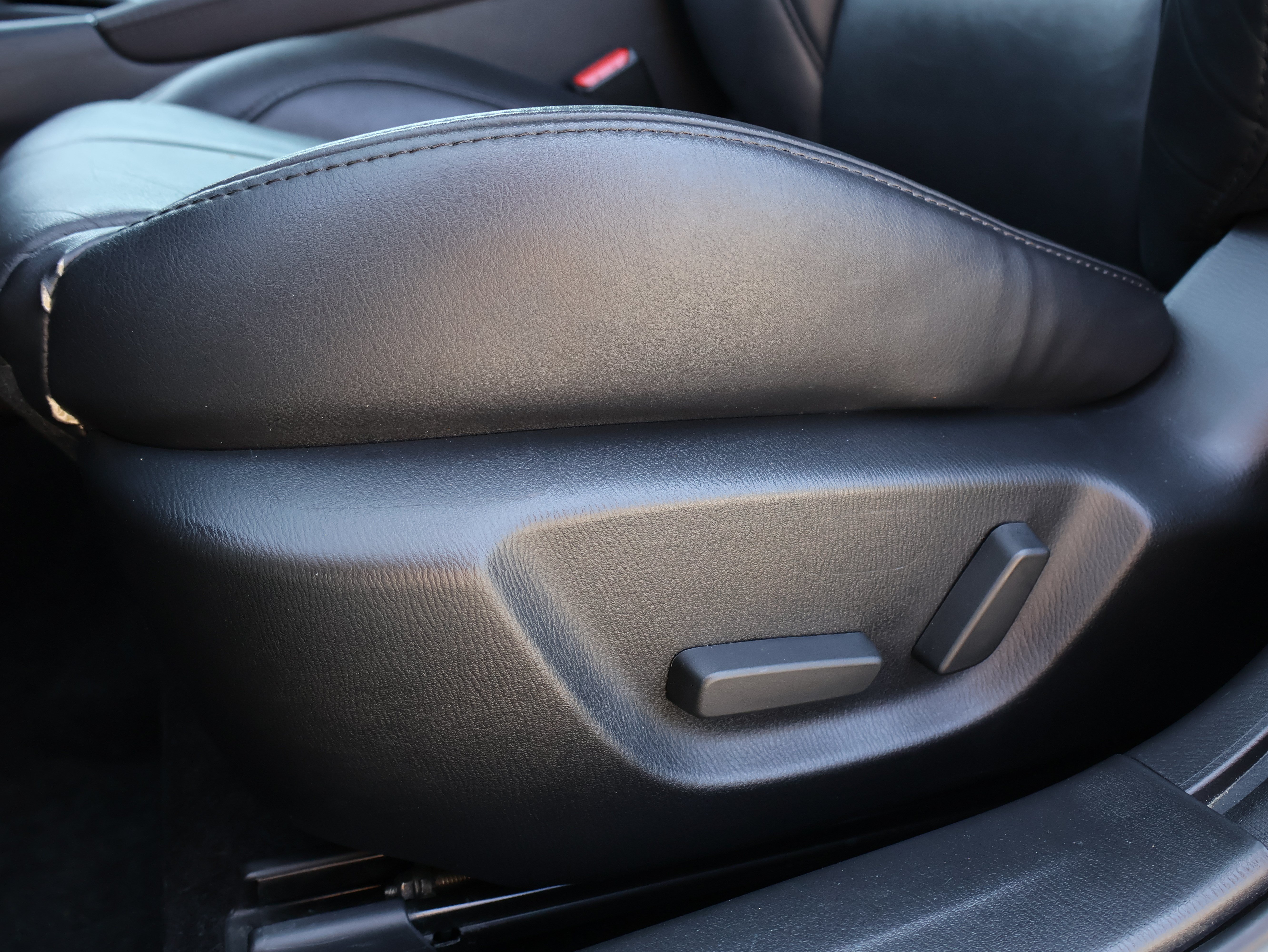 Used 2018 MAZDA MAZDA3 Touring FWD image 17