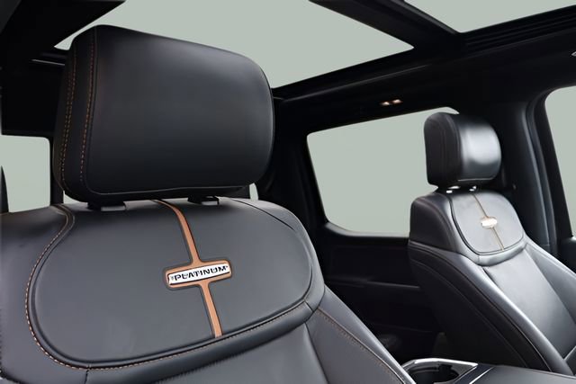 Used 2024 Ford F350 Platinum image 20