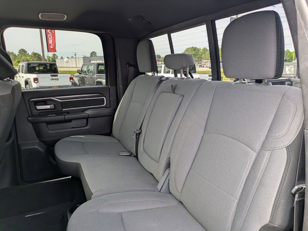 Used 2024 RAM 2500 Big Horn w/ Level 2 Equipment Group image 29