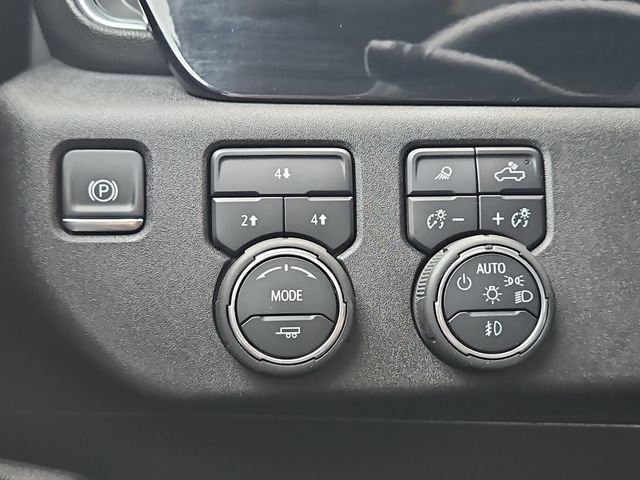 Used 2025 Chevrolet Silverado 2500 LT w/ Safety Package image 23