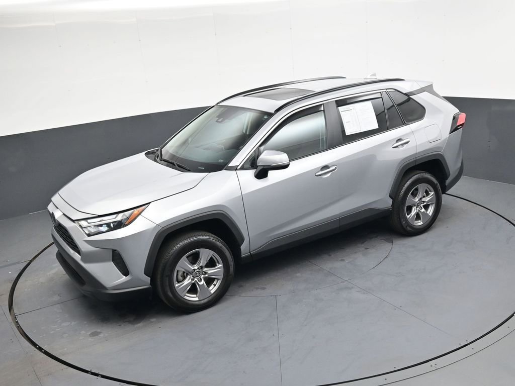 Used 2023 Toyota RAV4 XLE w/ Convenience Package image 32