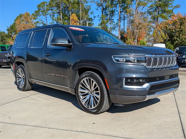 Used 2022 Jeep Grand Wagoneer Series III w/ Rear Seat Video Group 1 image 2