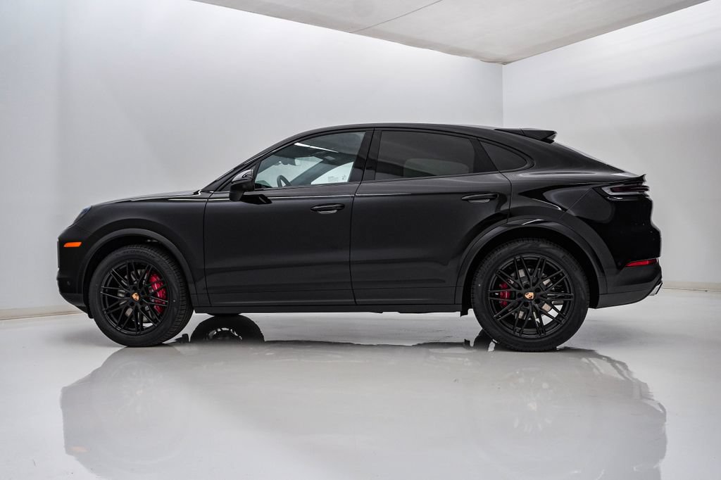 New 2026 Porsche Cayenne S AWD/4WD image 2