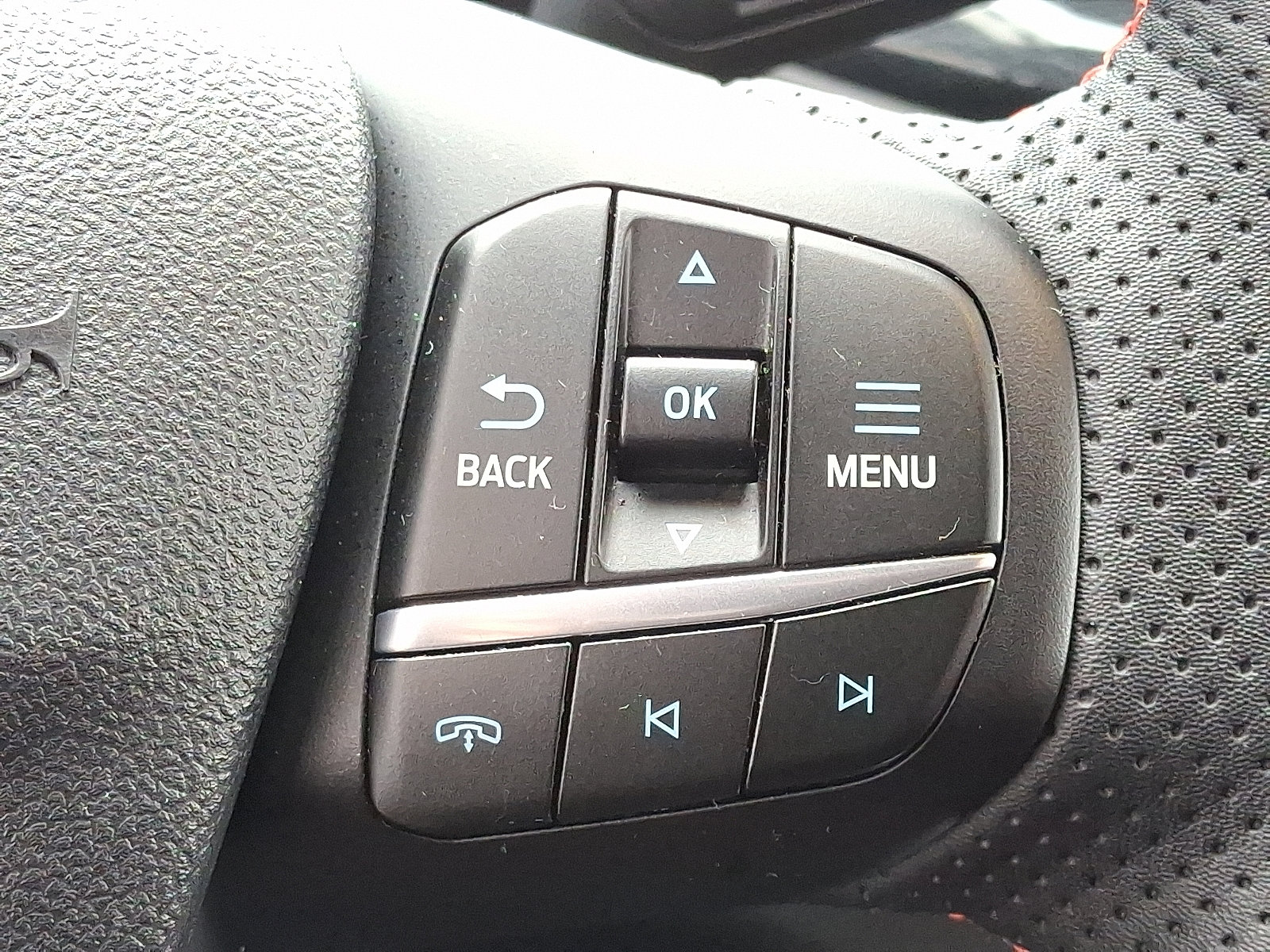 Certified 2023 Ford Escape ST-Line w/ Tech Pack #1 image 25