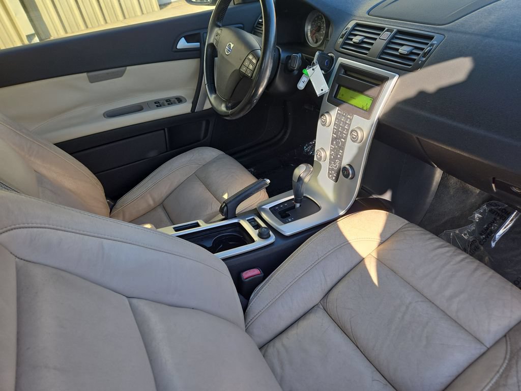 Used 2011 Volvo C70 T5 FWD image 24