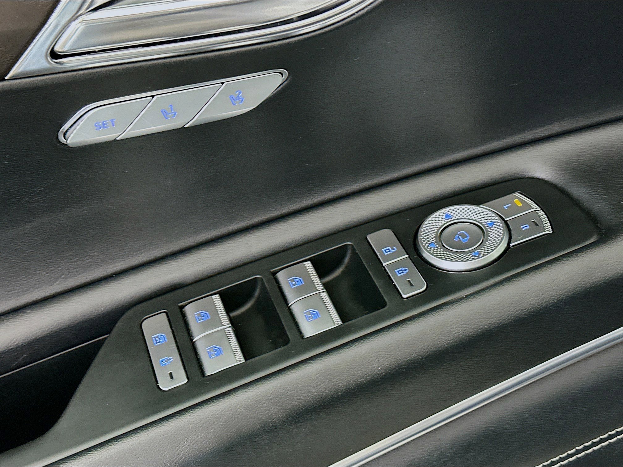 Used 2024 Genesis GV80 2.5T image 15