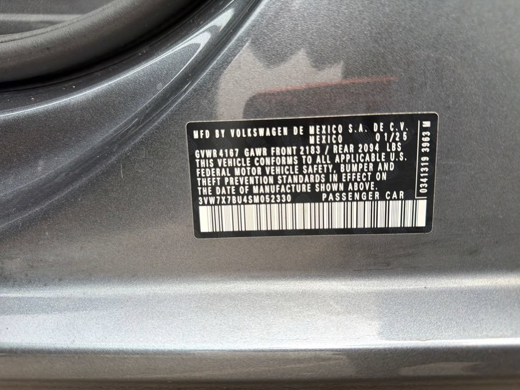 Used 2025 Volkswagen Jetta SE w/ Sunroof Package FWD image 33