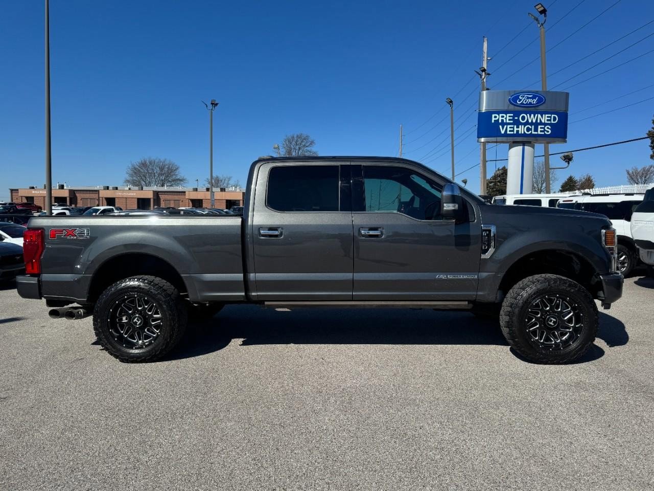 Used 2020 Ford F250 Platinum w/ FX4 Off-Road Package image 2
