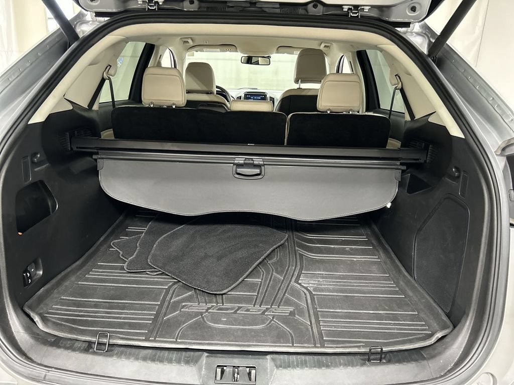 Used 2023 Ford Edge Titanium w/ Cargo Accessory Package AWD/4WD image 21