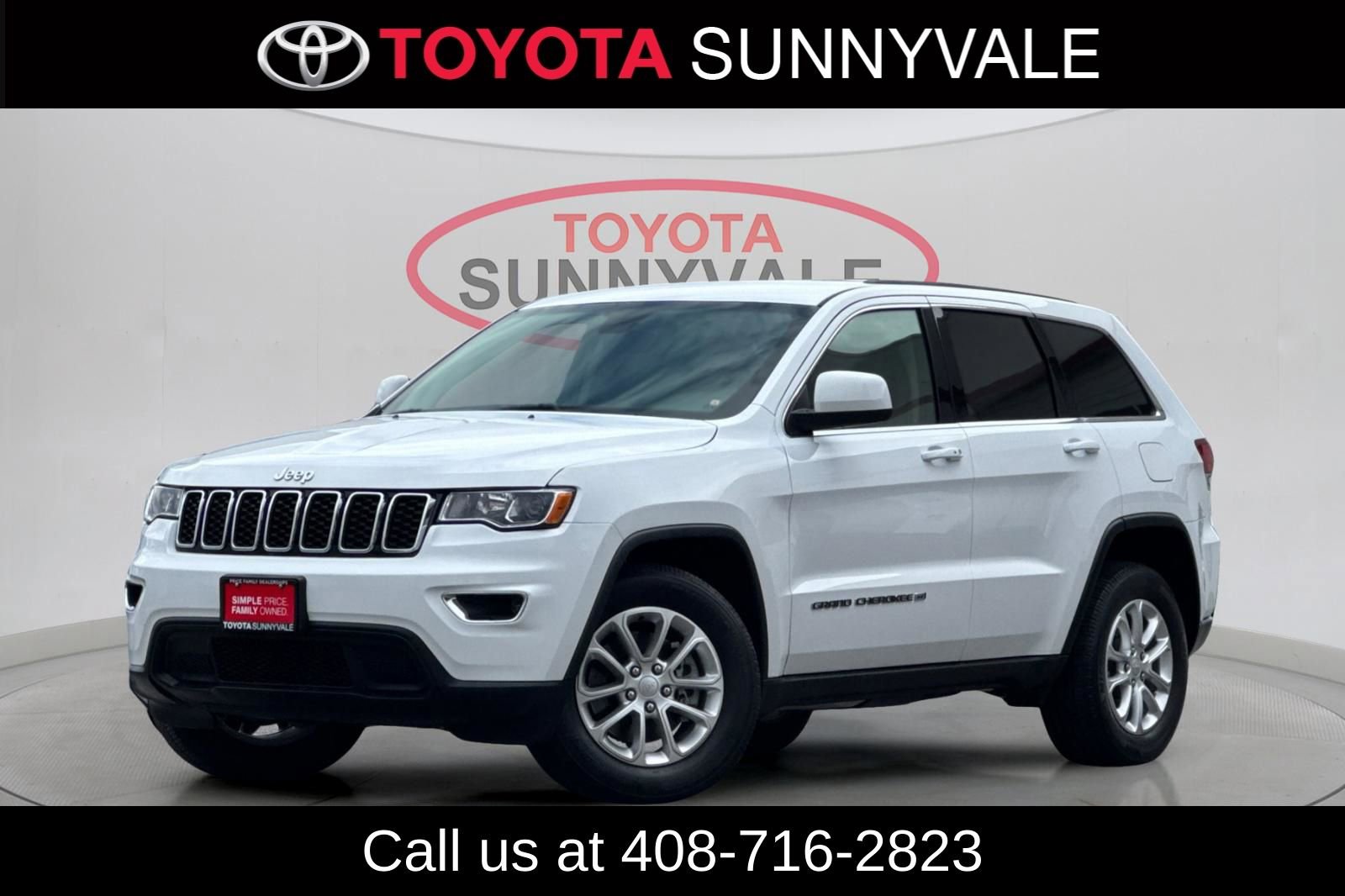 Used 2022 Jeep Grand Cherokee Laredo E w/ Security & Convenience Group AWD/4WD image 2