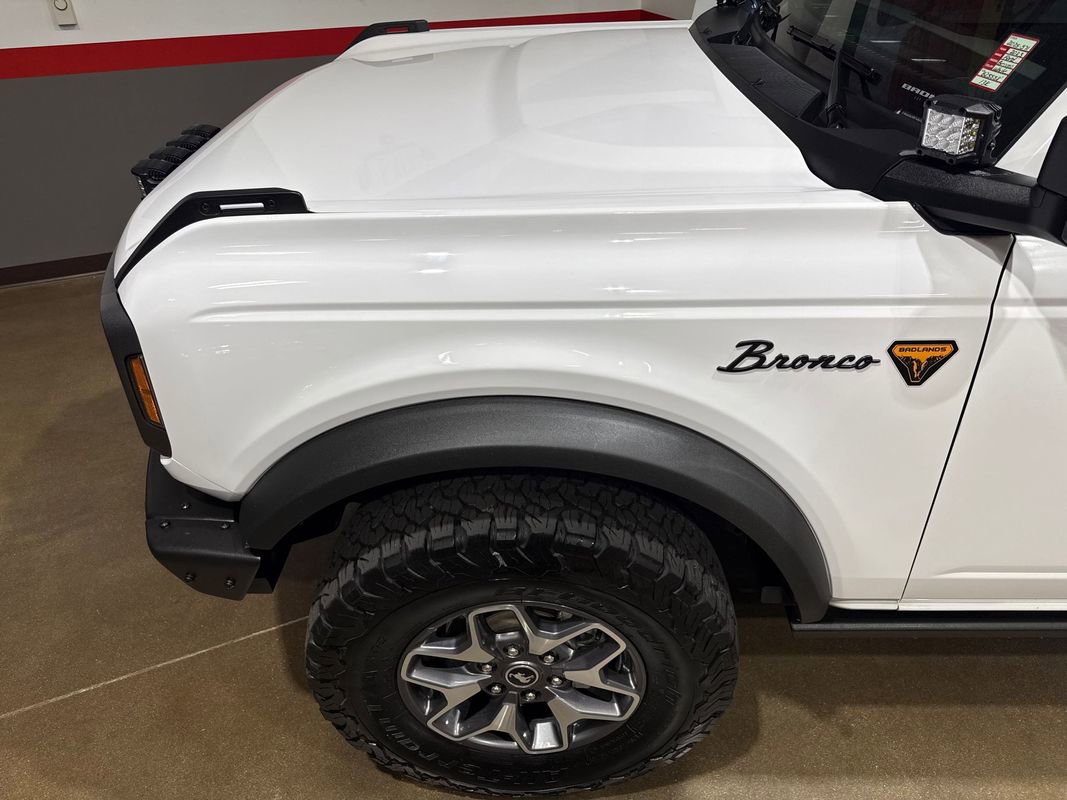 Used 2023 Ford Bronco Badlands image 52