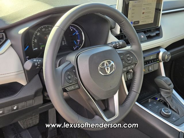 Used 2025 Toyota RAV4 XLE w/ Weather Package AWD/4WD image 22