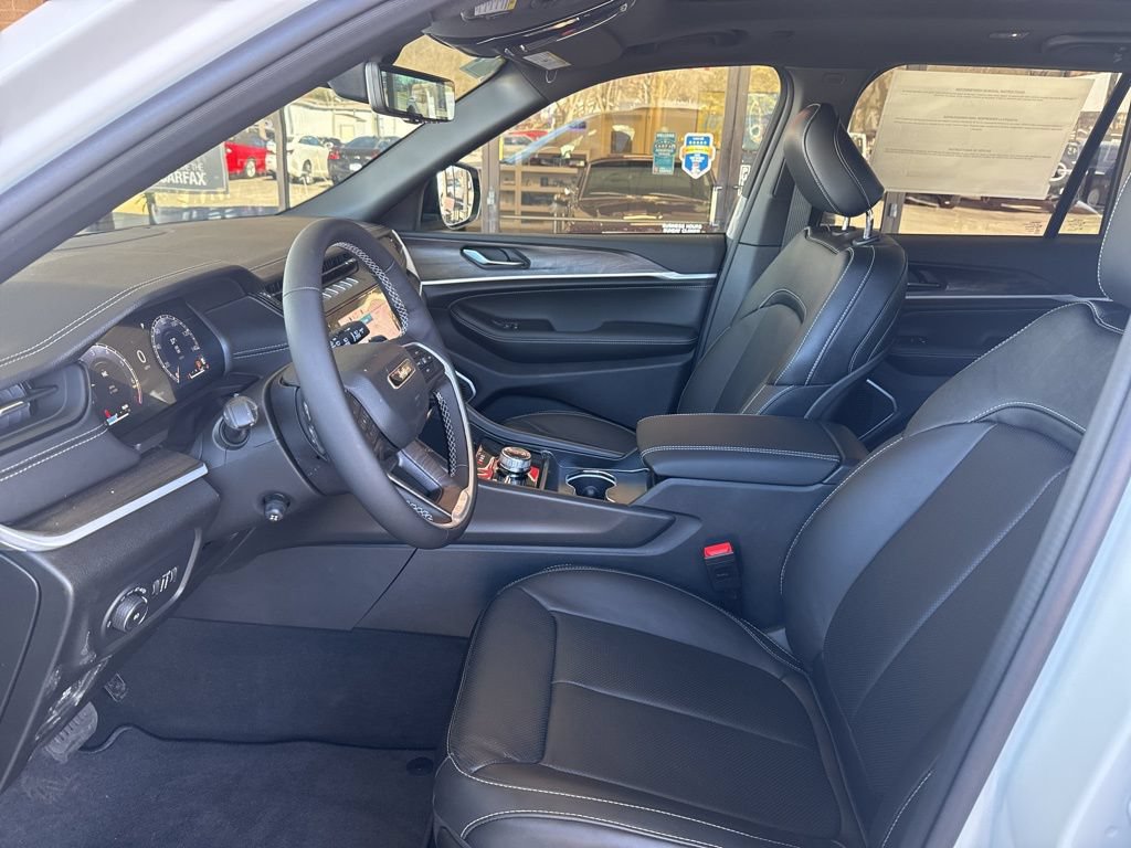 New 2026 Jeep Grand Cherokee Limited AWD/4WD image 8