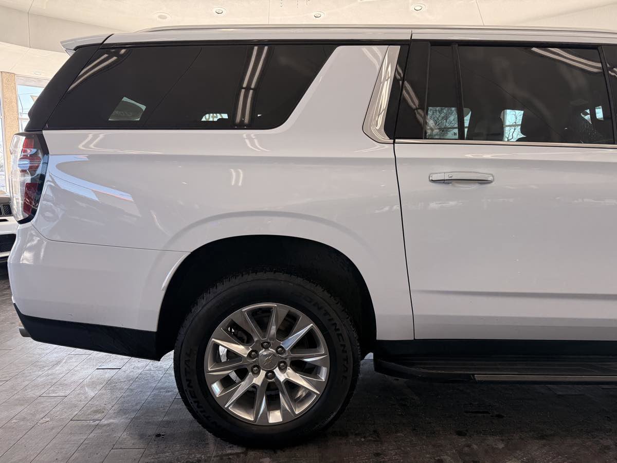Used 2023 Chevrolet Suburban Premier image 7