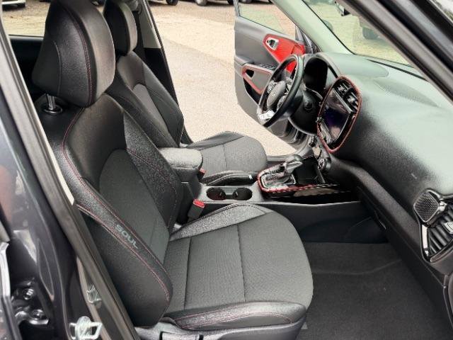 Used 2023 Kia Soul GT-Line FWD image 34