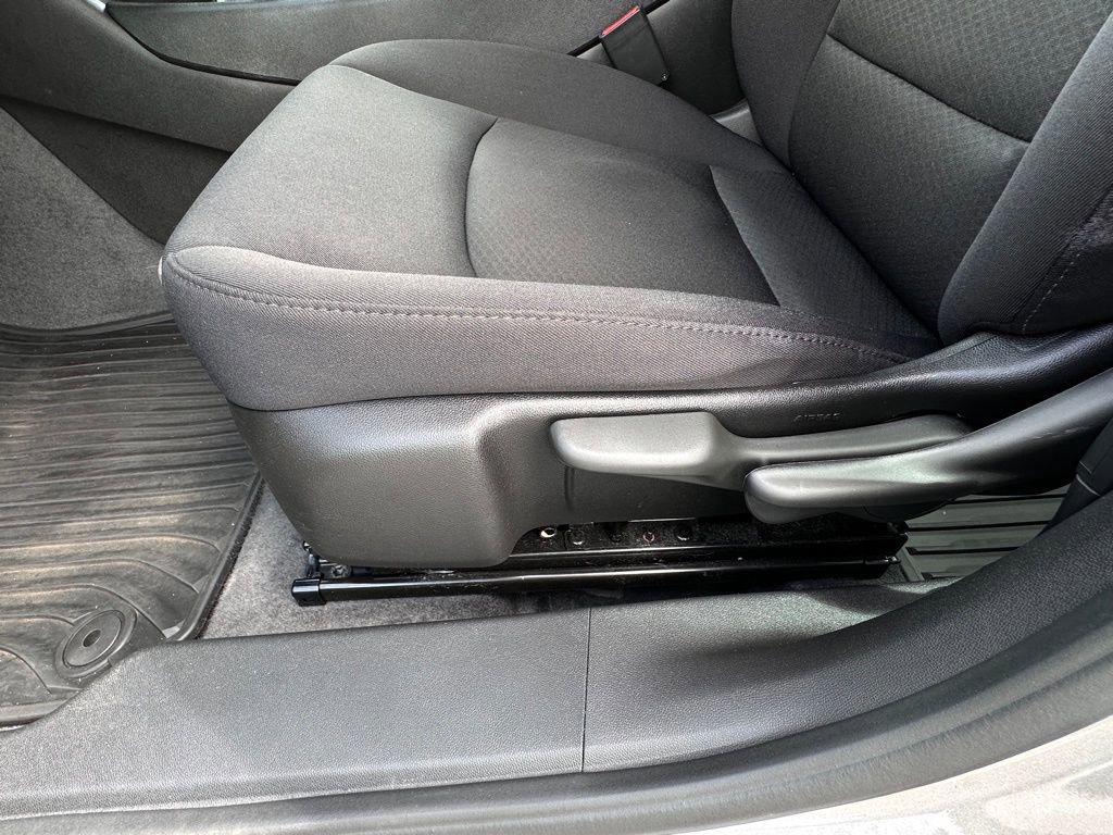 Used 2022 Chevrolet Malibu LS image 20