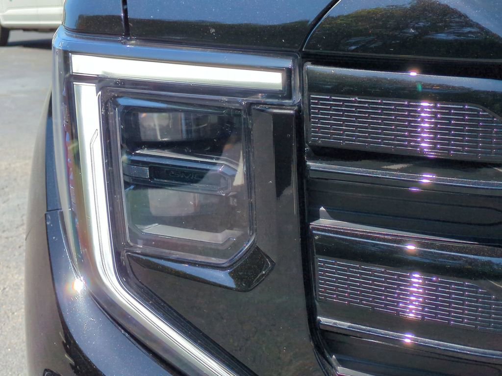 Used 2026 GMC Sierra 1500 Elevation w/ Elevation Premium Package AWD/4WD image 11
