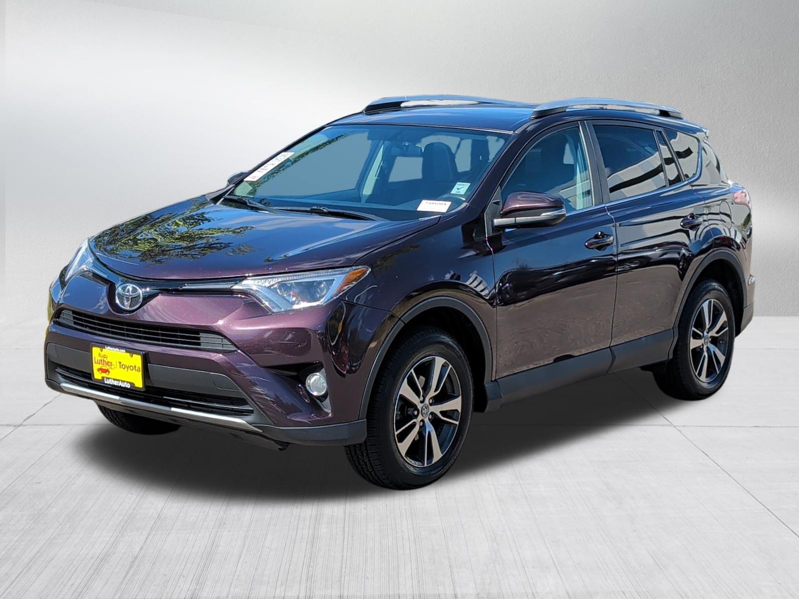 Used 2016 Toyota RAV4 XLE AWD/4WD image 3