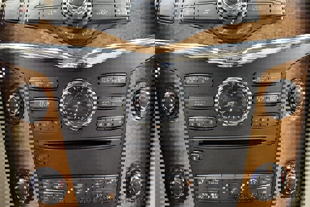 Used 2011 INFINITI QX56 4WD w/ Theater Pkg image 43