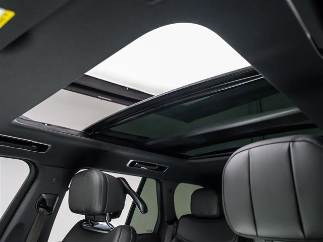 New 2026 Land Rover Range Rover SE AWD/4WD image 13