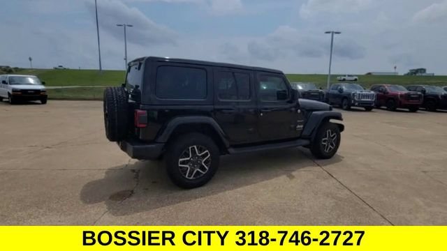 Used 2024 Jeep Wrangler Unlimited Sahara w/ Safety Group AWD/4WD image 9