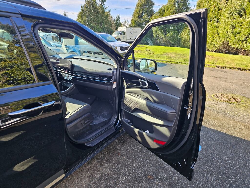 New 2026 Kia Carnival SX Prestige image 32