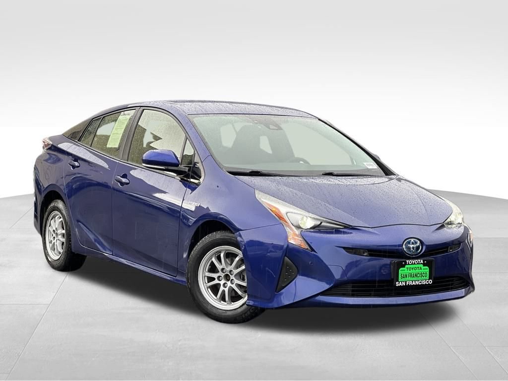 Certified 2018 Toyota Prius Three image 7